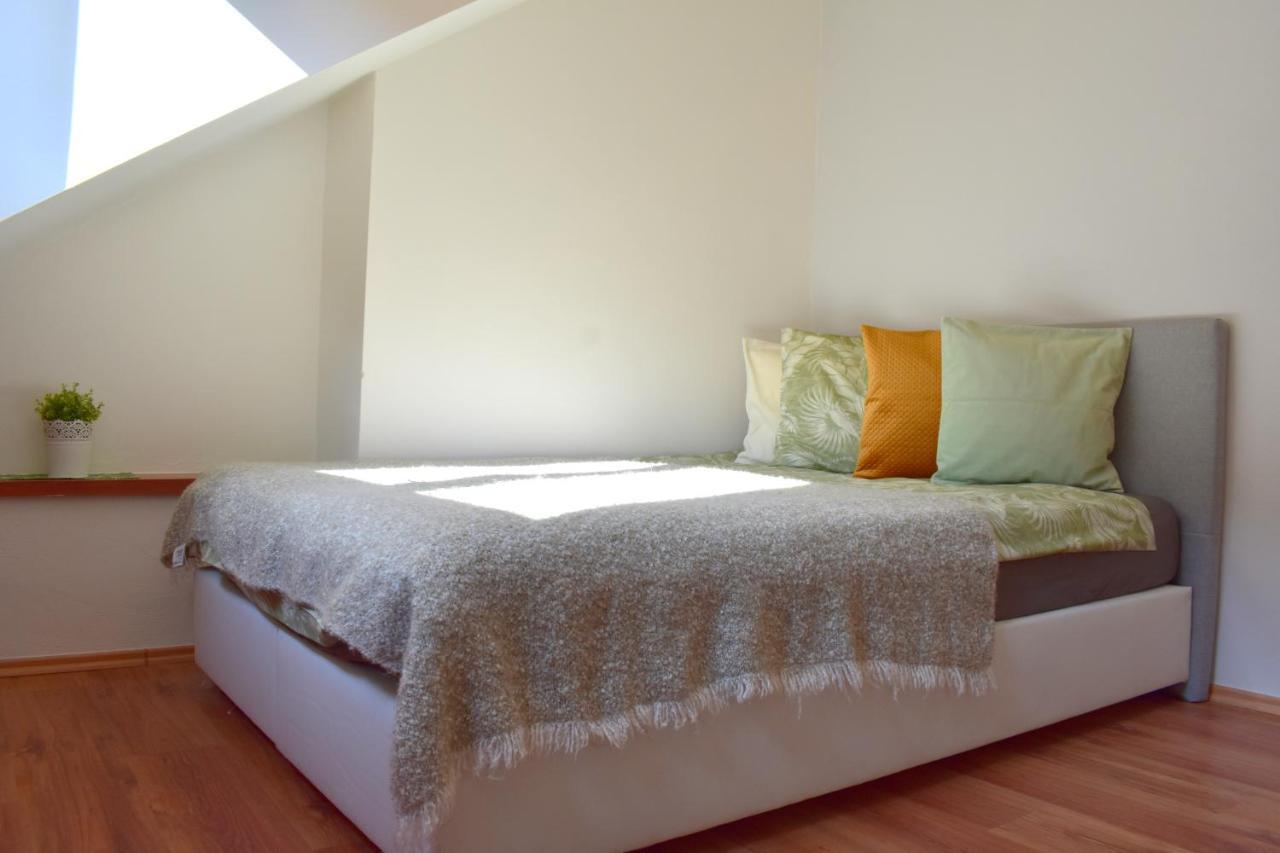 New Central Rooftop With Private Wellness, Sauna & Whirlpool Bath 布拉格 外观 照片